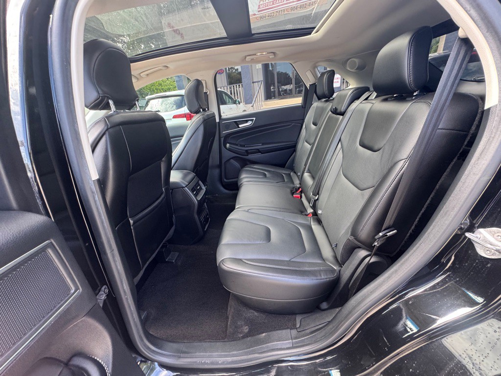 2018 Ford Edge Image 10