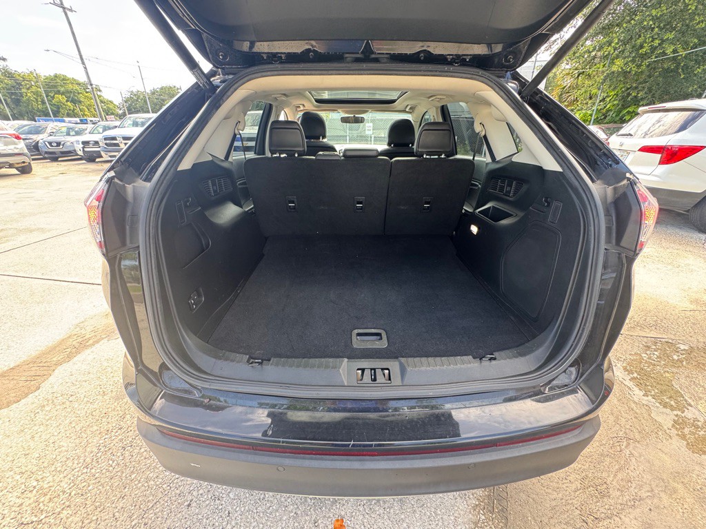 2018 Ford Edge Image 13