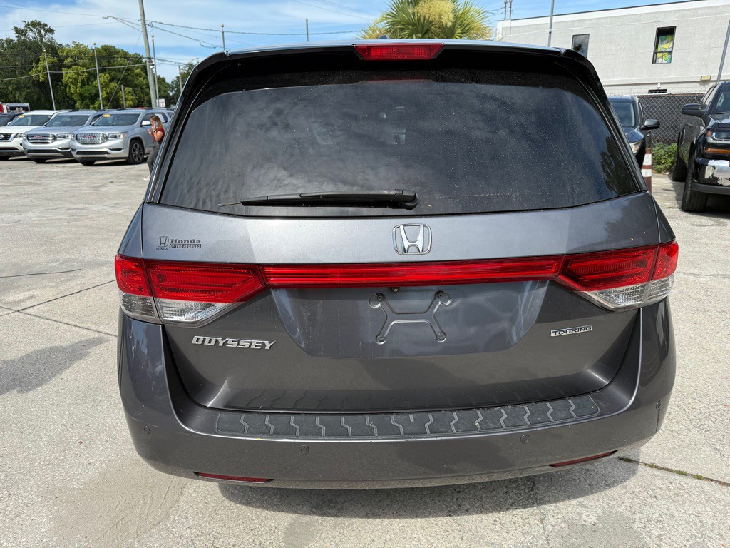 2014 Honda Odyssey Image 3