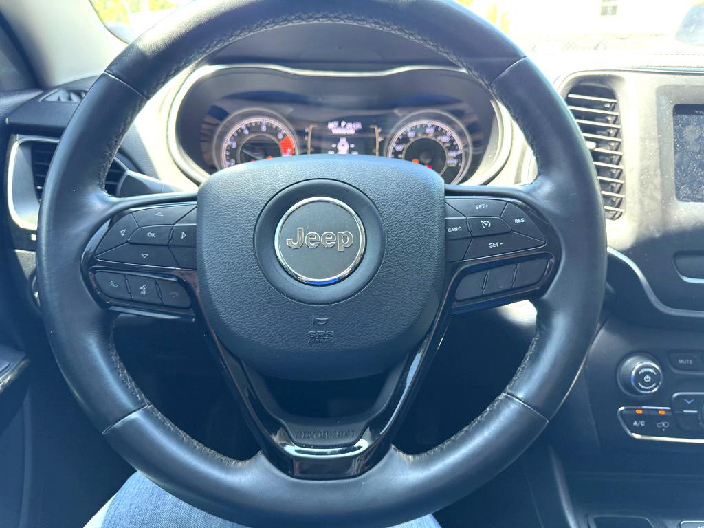 2019 Jeep Cherokee Image 5
