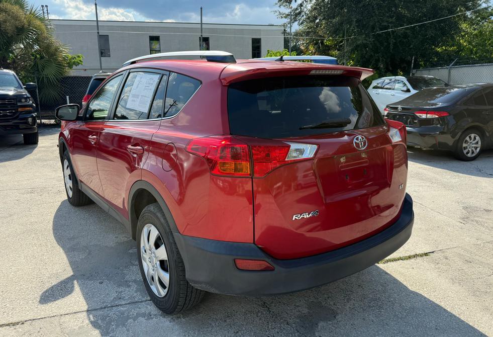 2015 Toyota Rav4 Image 2