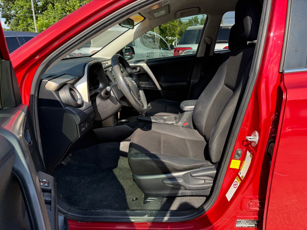 2015 Toyota Rav4 Image 10