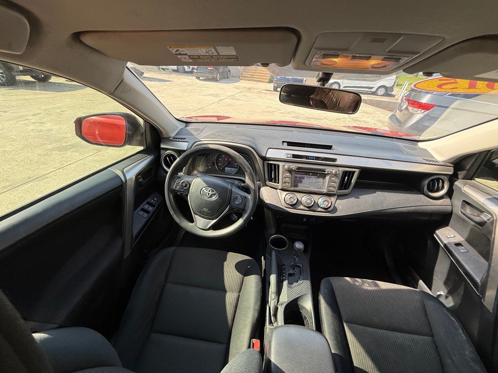 2015 Toyota Rav4 Image 13