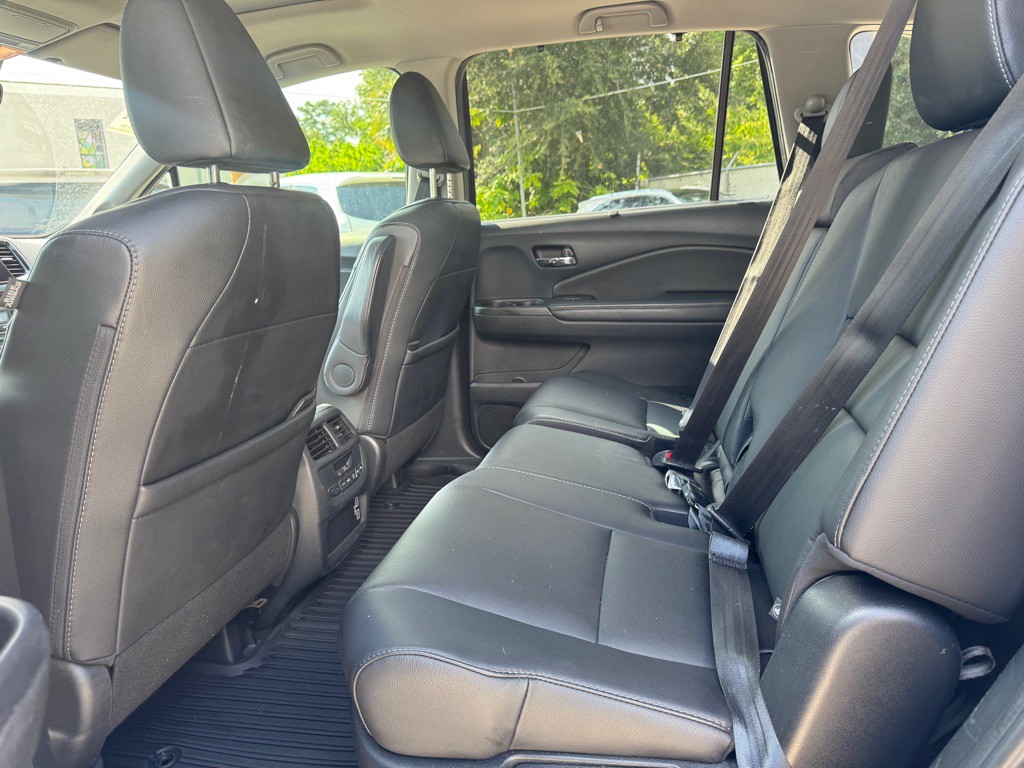 2020 Honda Pilot Image 11