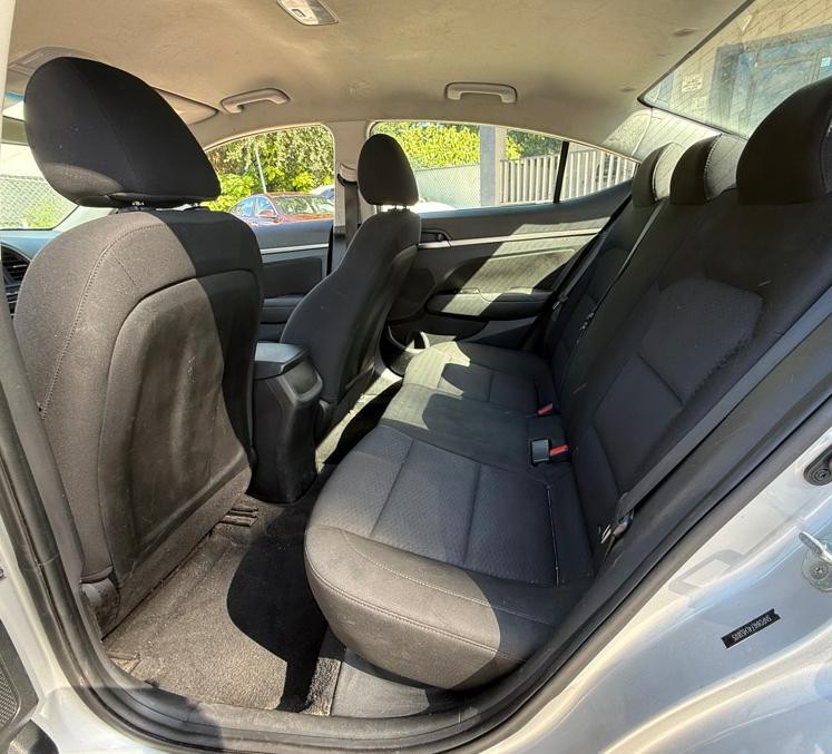 2020 Hyundai Elantra Image 12