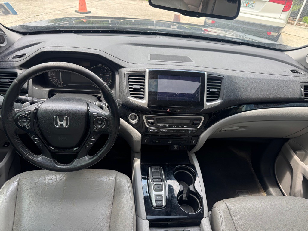 2016 Honda Pilot Image 8