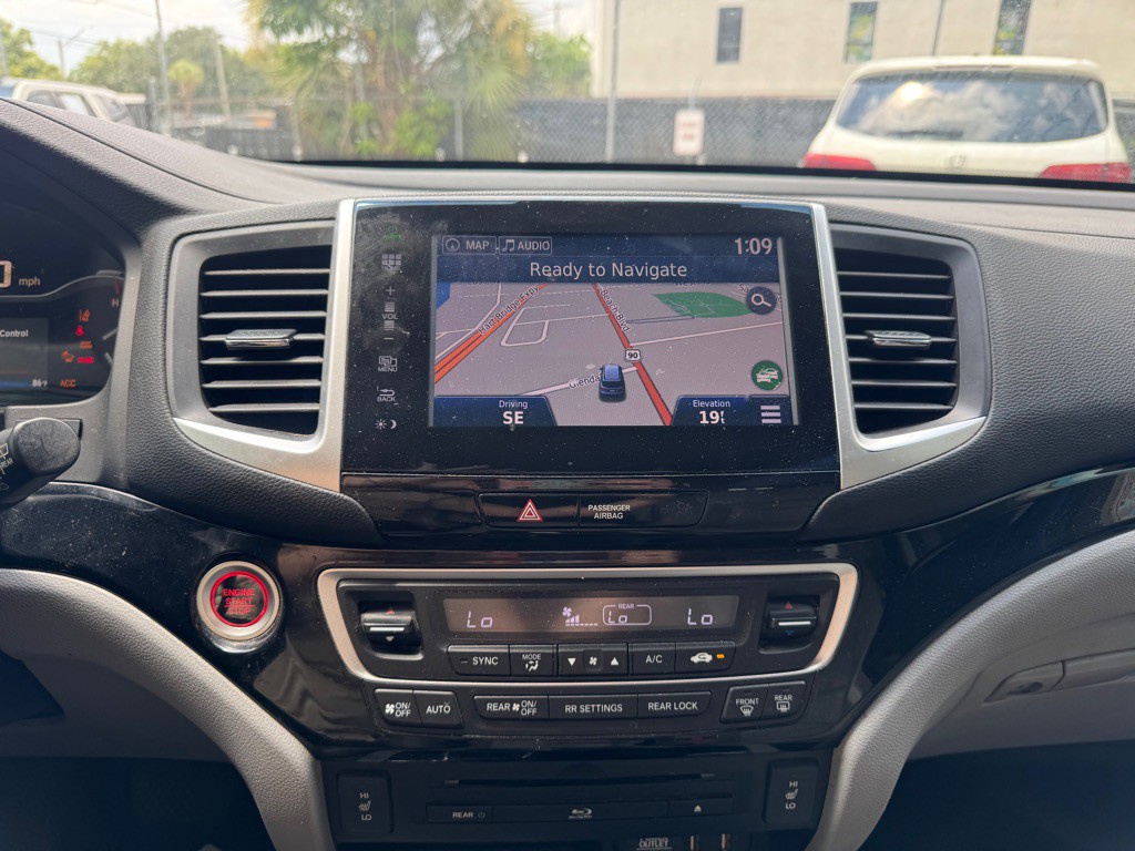 2016 Honda Pilot Image 9