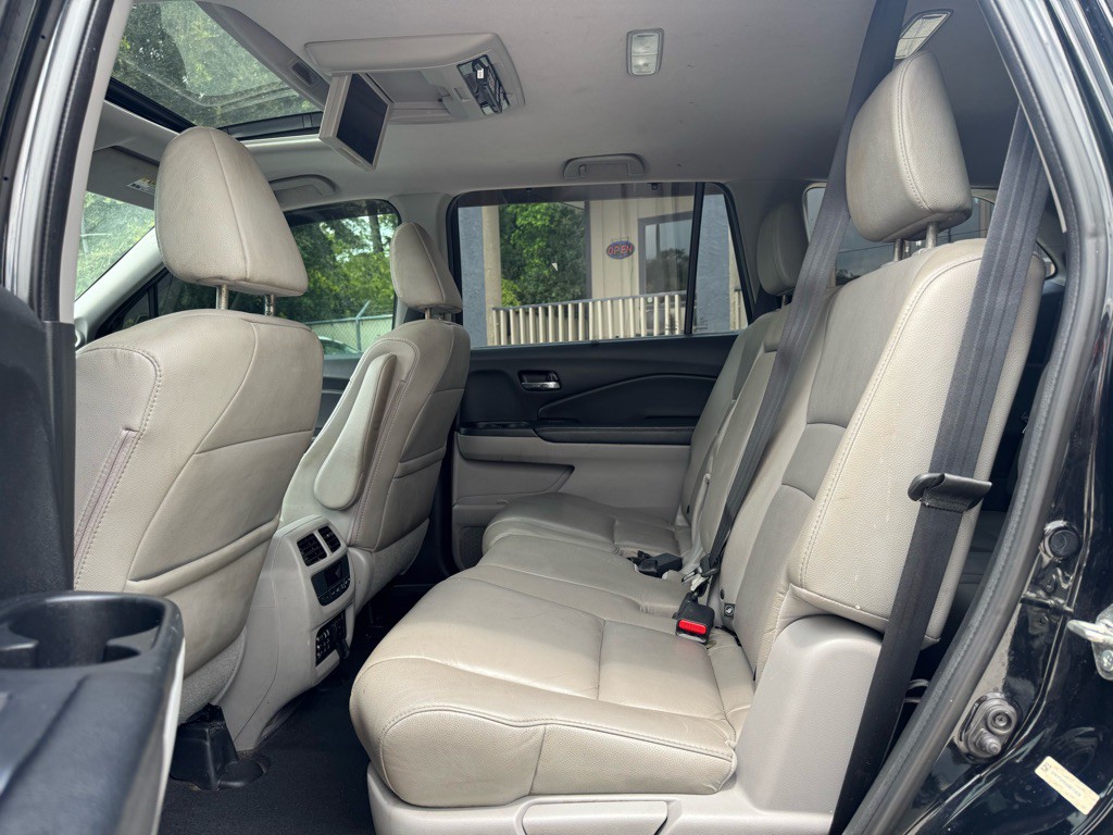 2016 Honda Pilot Image 12