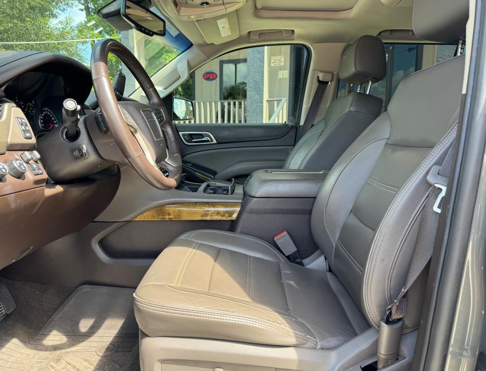 2017 GMC Yukon Image 9