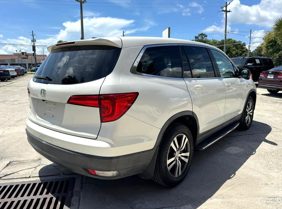 2017 Honda Pilot Image 4