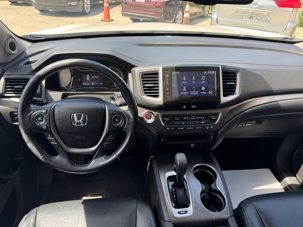 2017 Honda Pilot Image 14