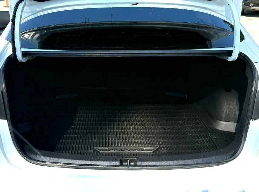 2022 Toyota Corolla Image 15