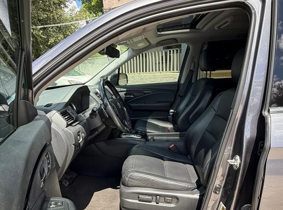 2016 Honda Pilot Image 11
