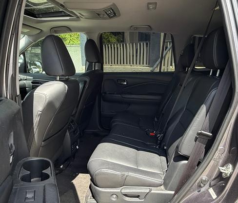 2016 Honda Pilot Image 12