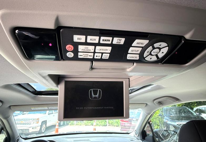 2016 Honda Pilot Image 16