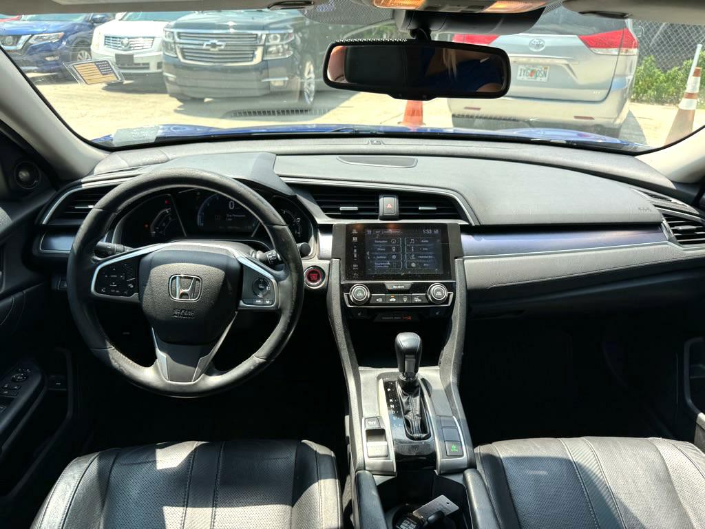 2016 Honda Civic Image 13