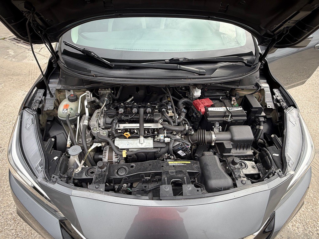 2021 Nissan Versa Image 10