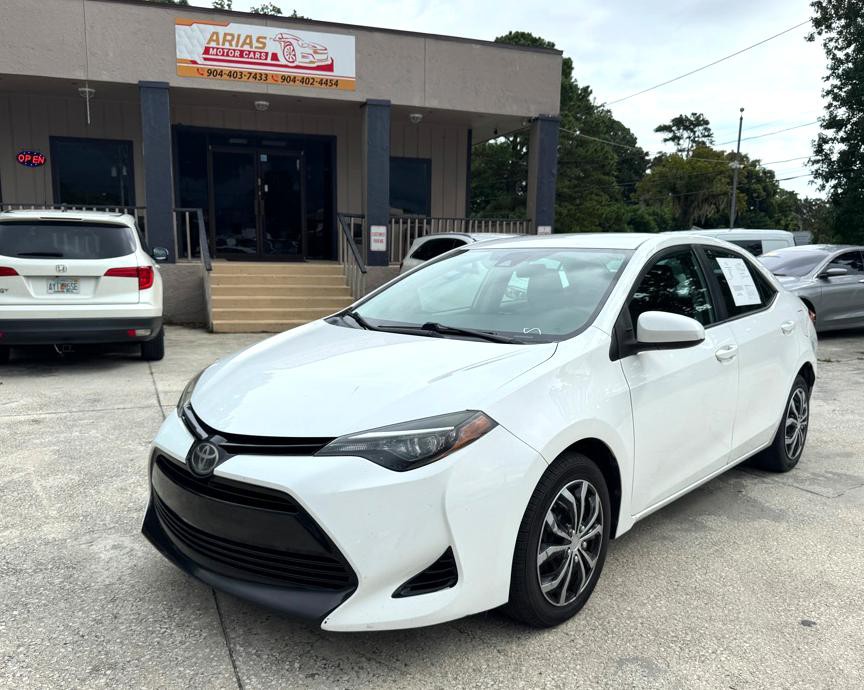 2018 Toyota Corolla Image 1