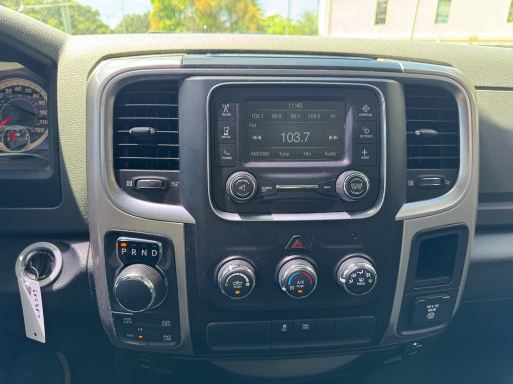 2016 RAM 1500 Image 10
