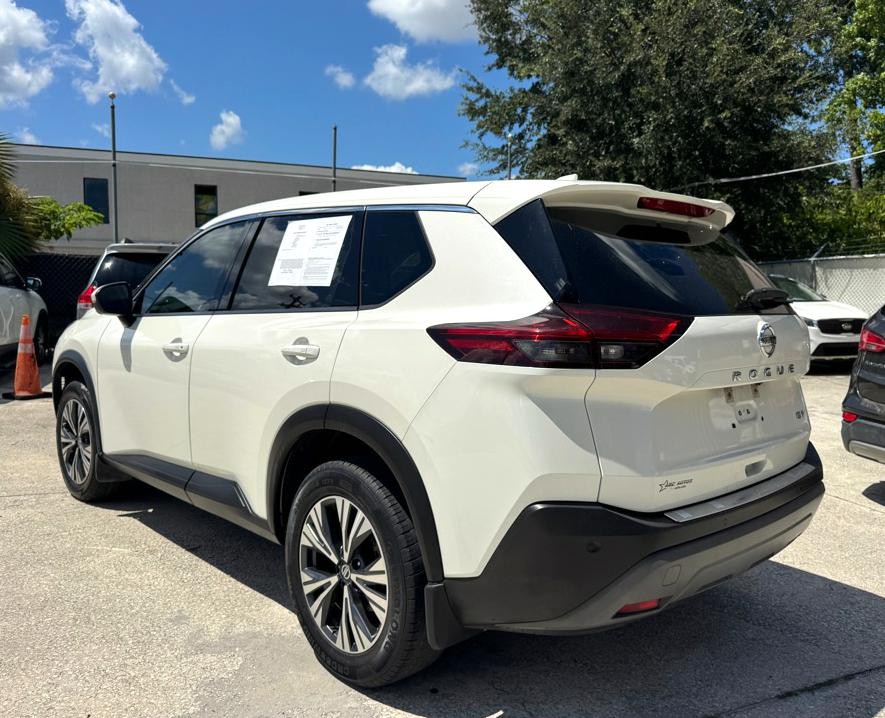 2021 Nissan Rogue Image 2