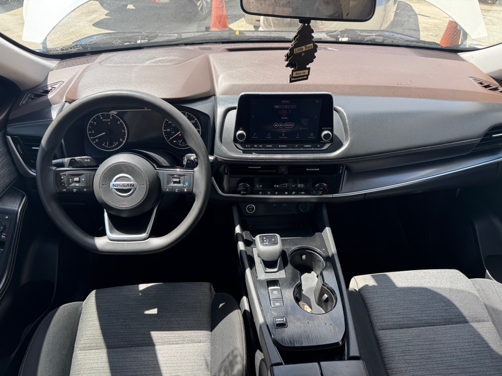 2021 Nissan Rogue Image 10
