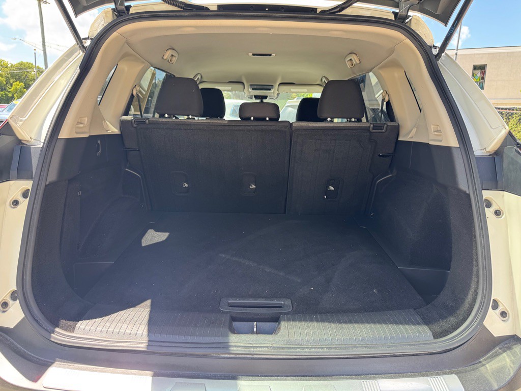 2021 Nissan Rogue Image 13