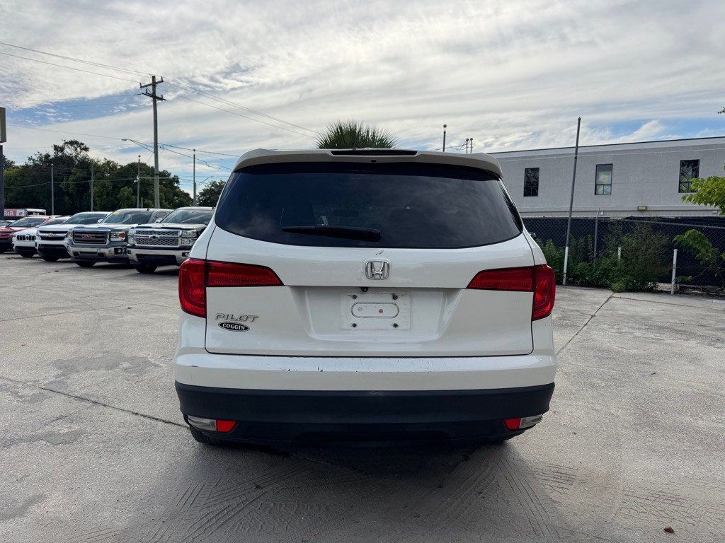 2017 Honda Pilot Image 3