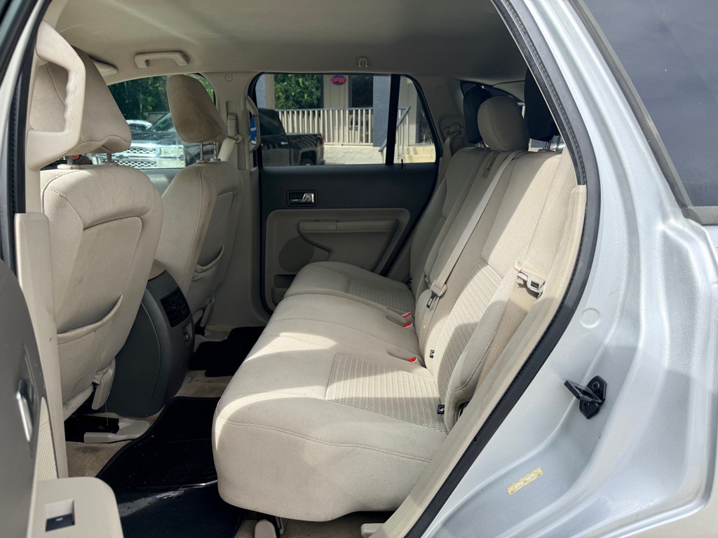 2010 Ford Edge Image 8