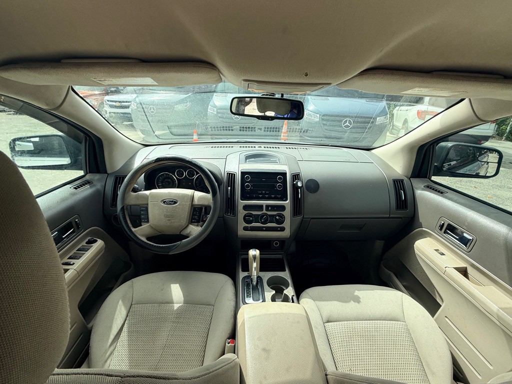 2010 Ford Edge Image 10