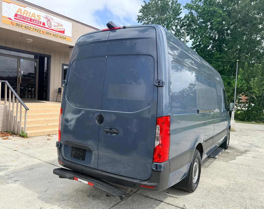 2019 Mercedes-Benz Sprinter Image 4