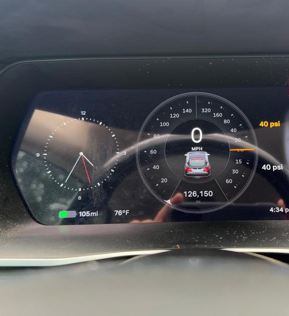 2014 Tesla Model S Image 10