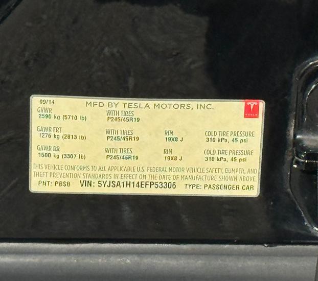 2014 Tesla Model S Image 21