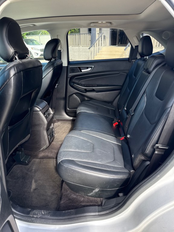 2015 Ford Edge Image 9