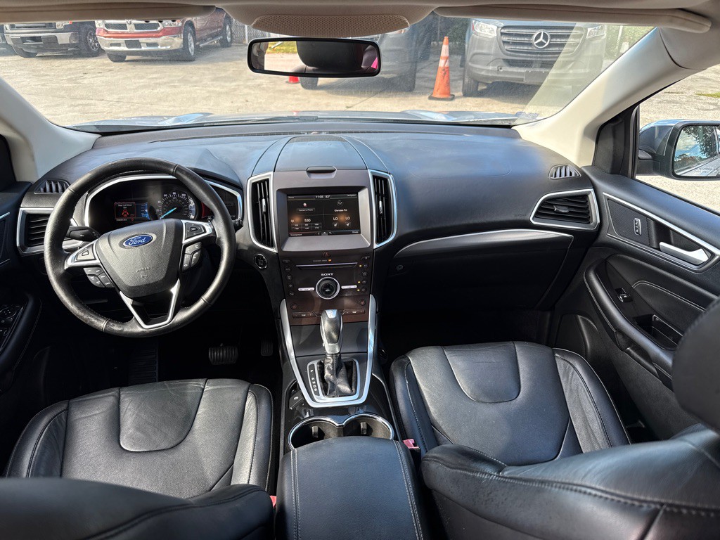 2015 Ford Edge Image 10
