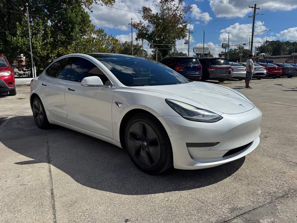2020 Tesla Model 3 Image 2
