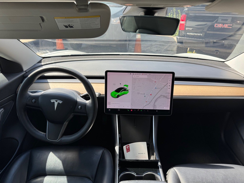 2020 Tesla Model 3 Image 10