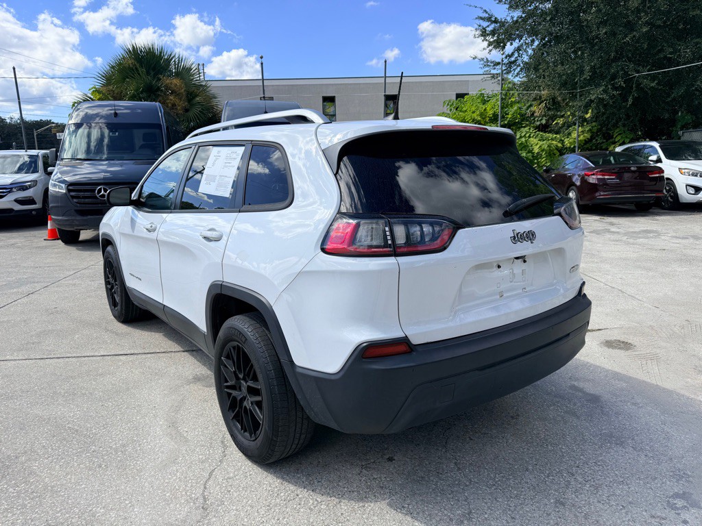 2020 Jeep Cherokee Image 2