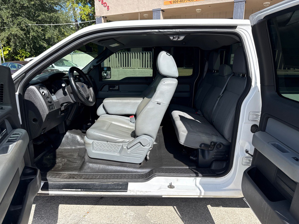 2014 Ford F-150 Image 9