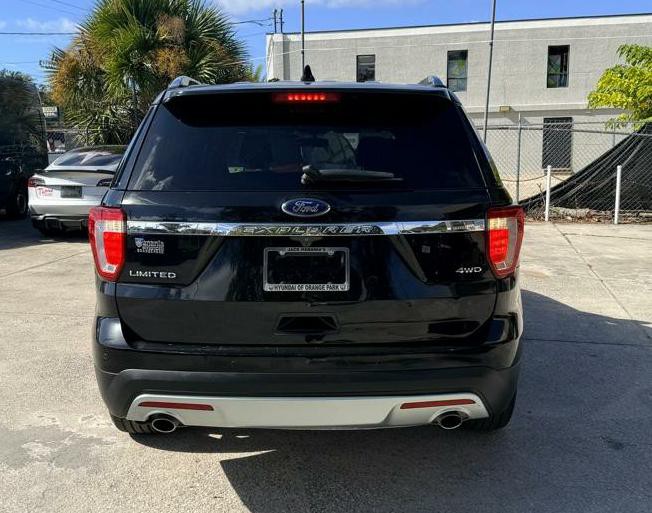 2017 Ford Explorer Image 5