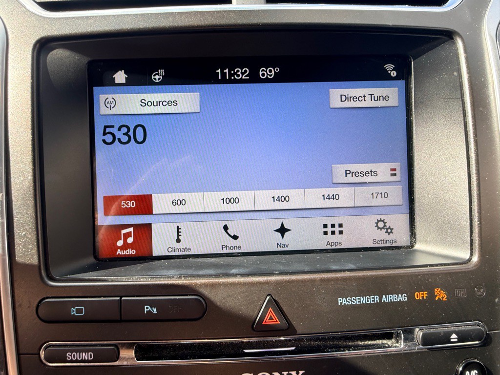 2017 Ford Explorer Image 9