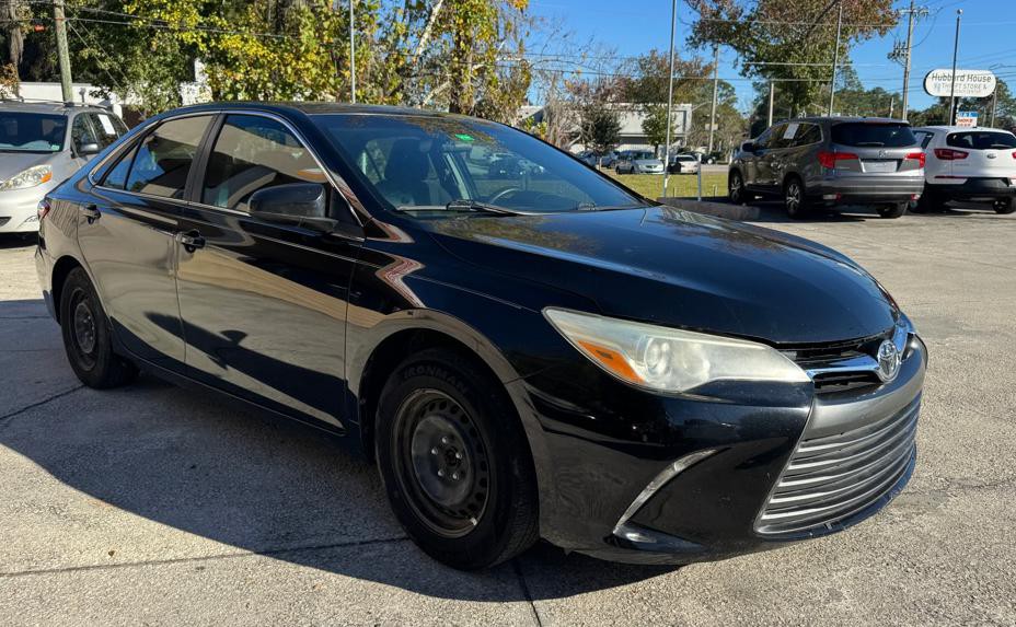 2016 Toyota Camry Image 5