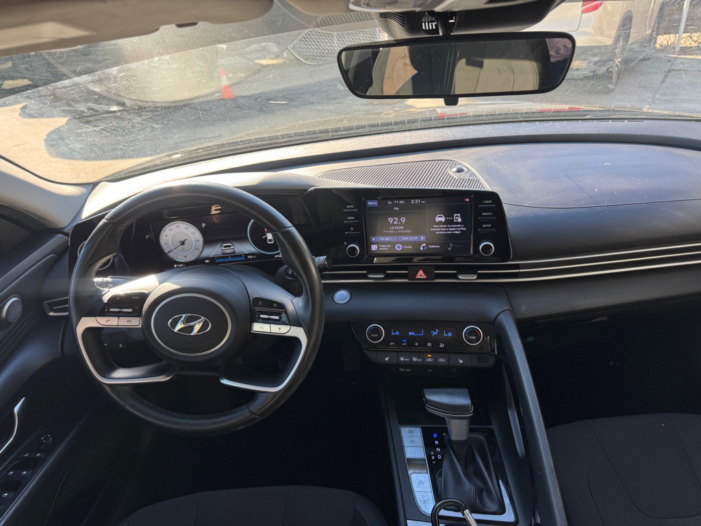 2021 Hyundai Elantra Image 12