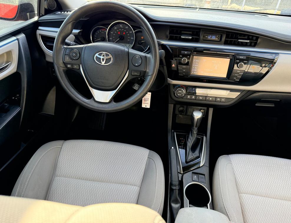 2014 Toyota Corolla Image 12