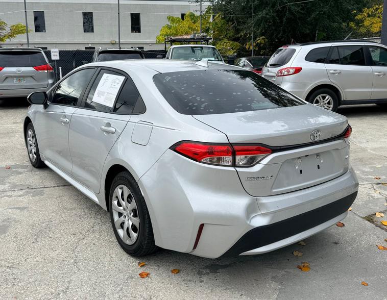 2021 Toyota Corolla Image 2