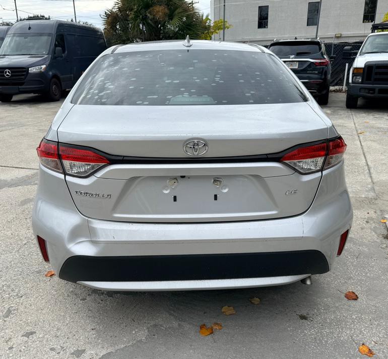 2021 Toyota Corolla Image 3