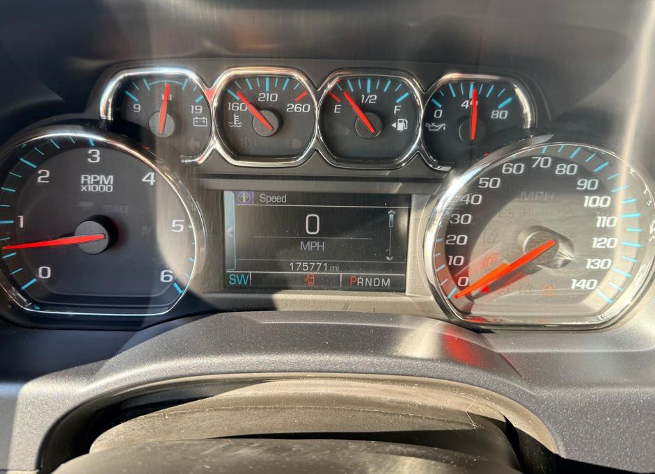 2015 Chevrolet Silverado 1500 Image 9