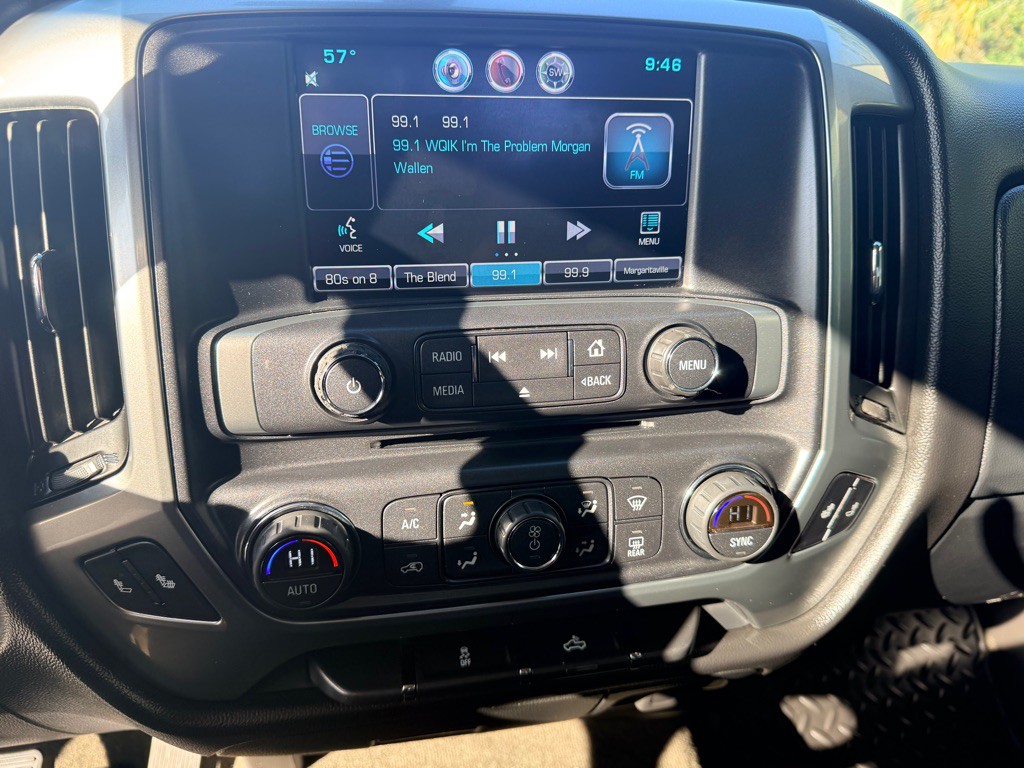 2015 Chevrolet Silverado 1500 Image 11