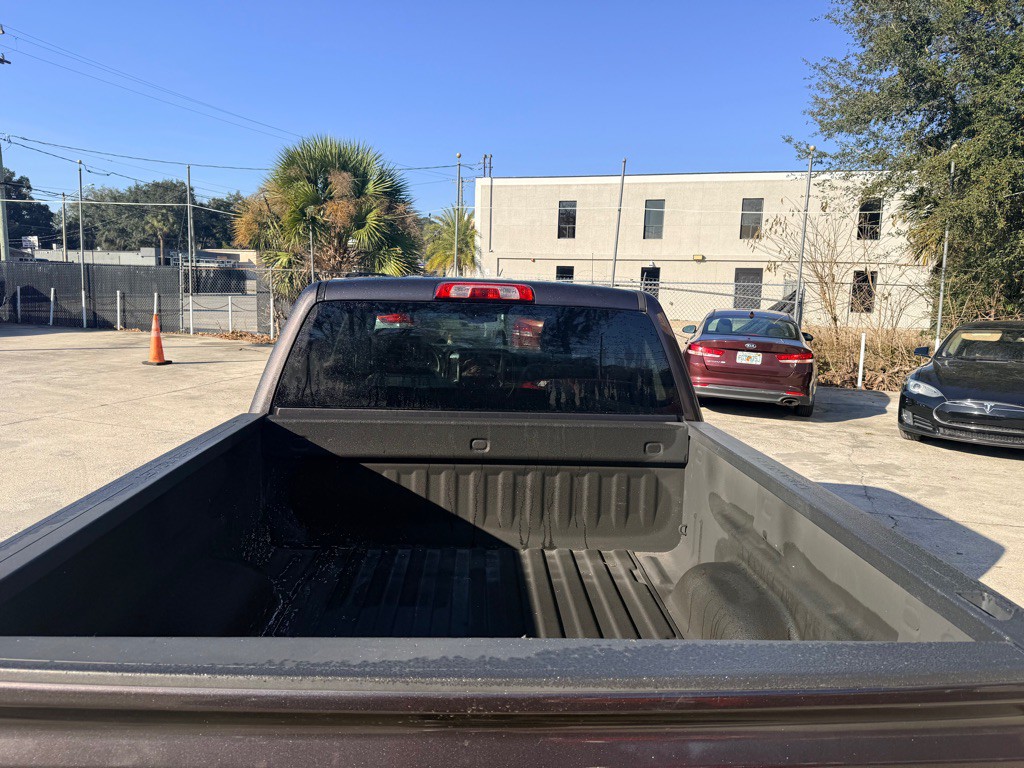 2015 Chevrolet Silverado 1500 Image 17