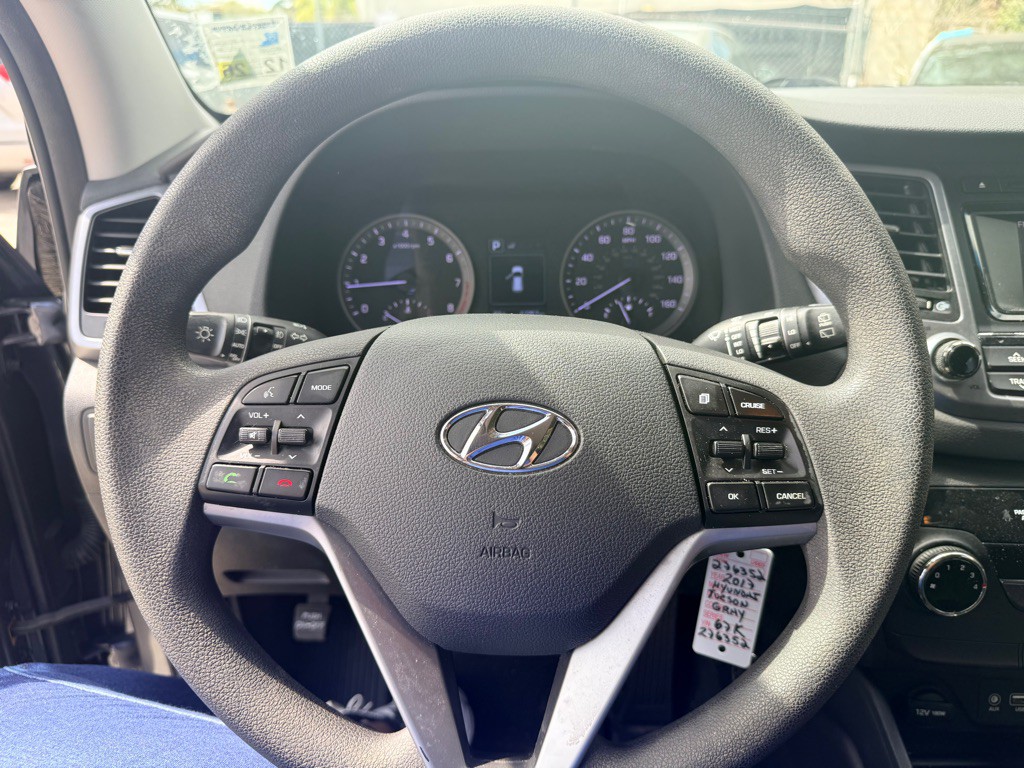 2017 Hyundai Tucson Image 8