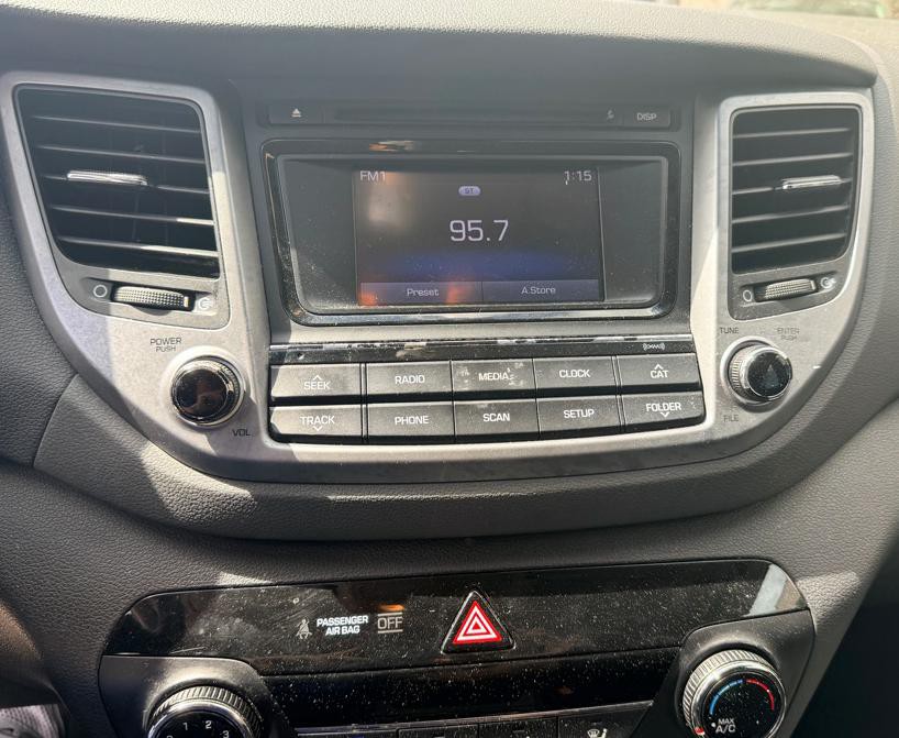 2017 Hyundai Tucson Image 12